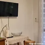 Mala Kuca Kraj Mora *