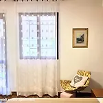 Mala Kuca Kraj Mora *