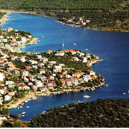 Mala Kuca Kraj Mora