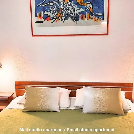 Apartmán Mala Kuca Kraj Mora Grebaštica